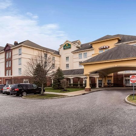 La Quinta By Wyndham Islip - Macarthur Airport Bohemia Exterior foto